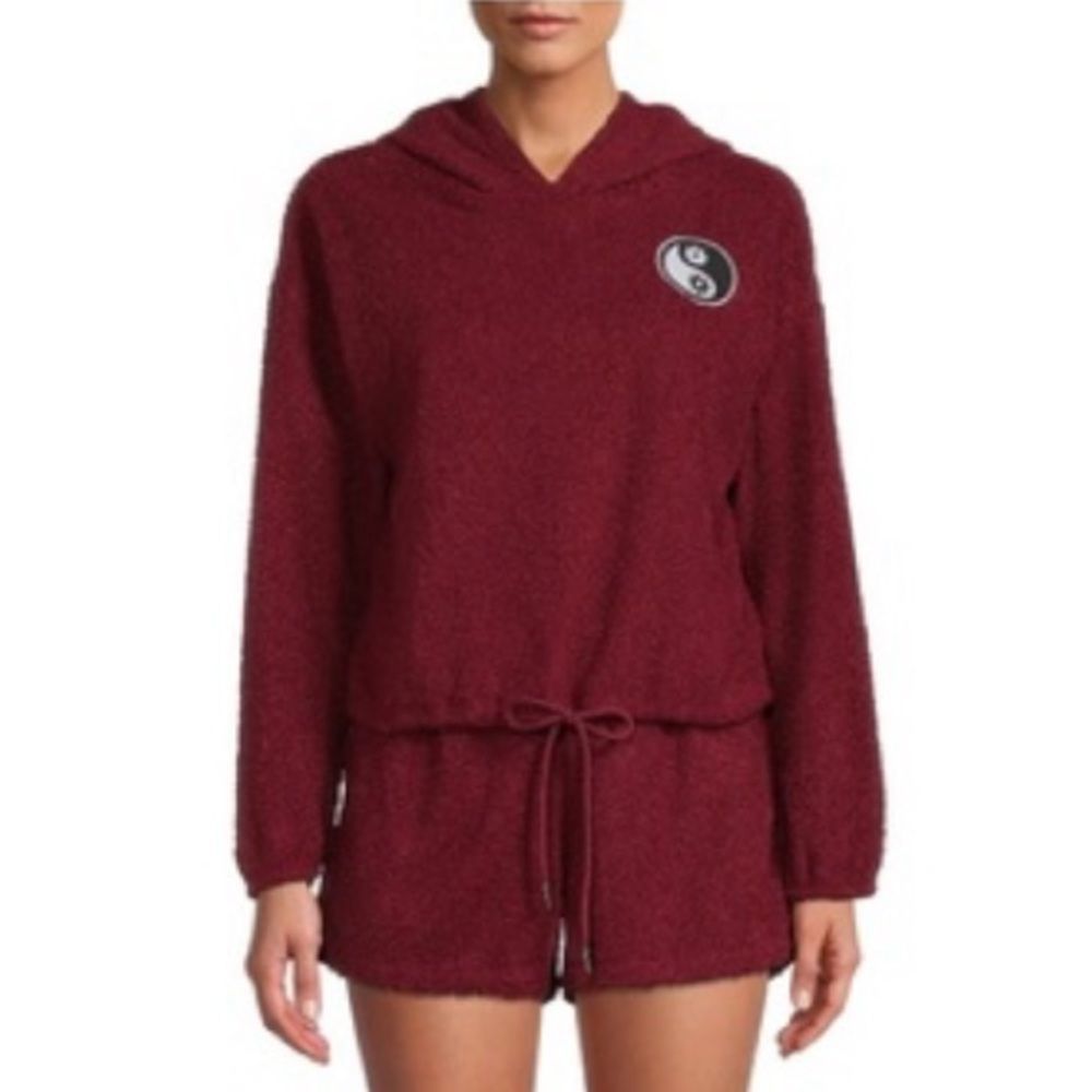 No Boundaries Juniors Teddy Lounge Set size medium 7-9 sweater shorts burgundy